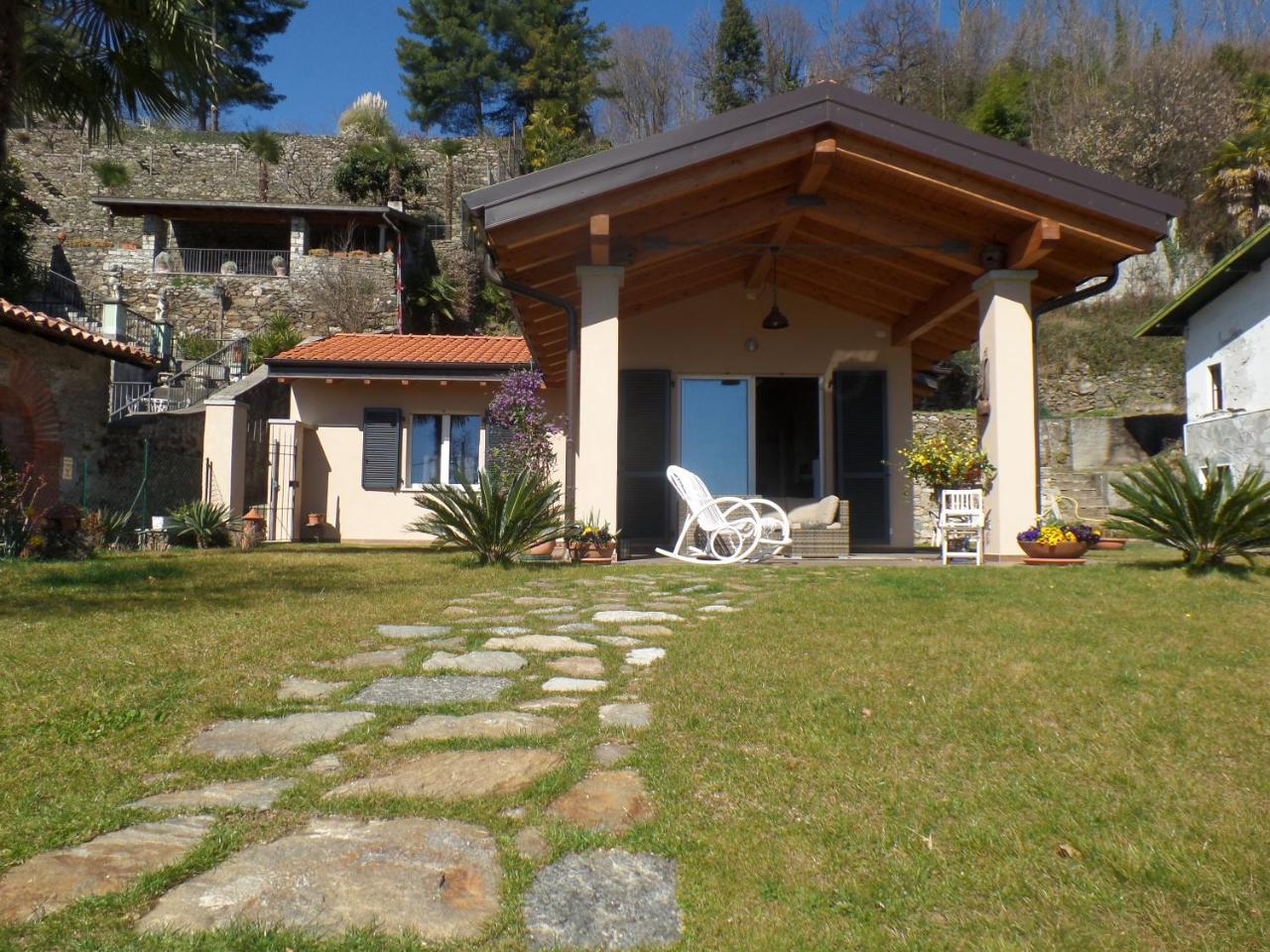La Briciola Villa Lesa Exterior photo
