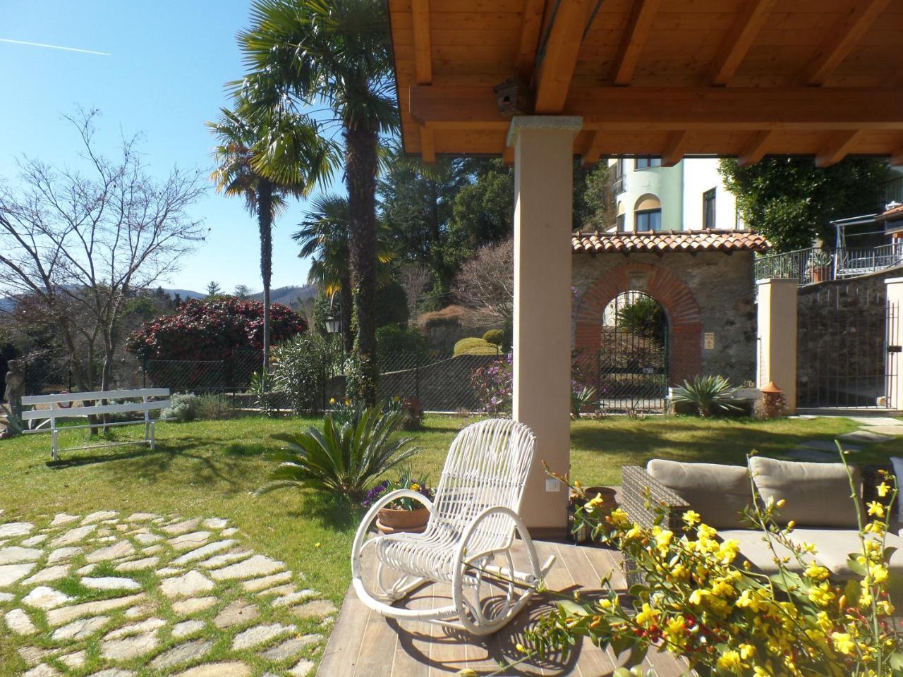 La Briciola Villa Lesa Exterior photo